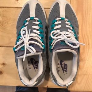 Women’s Nike AirMax 95
